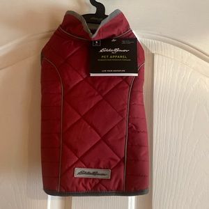 NWT Eddie Bauer size small pet coat for dog.